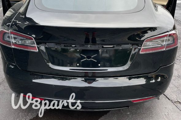 Декоративна накладка заднього бампера, чорна. Для Tesla model S